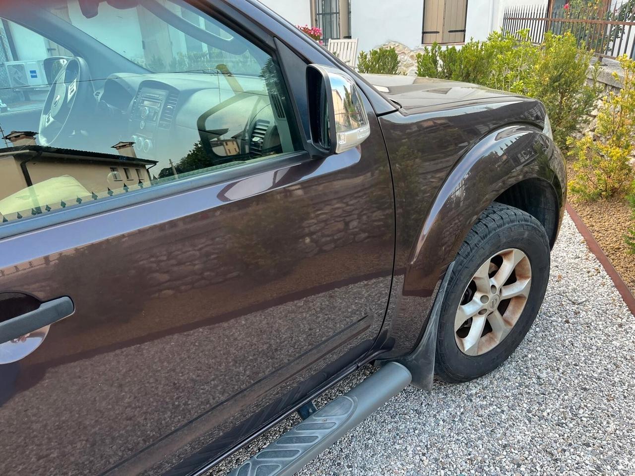 Nissan Navara 2.5 dCi 190CV 4 porte Double Cab XE