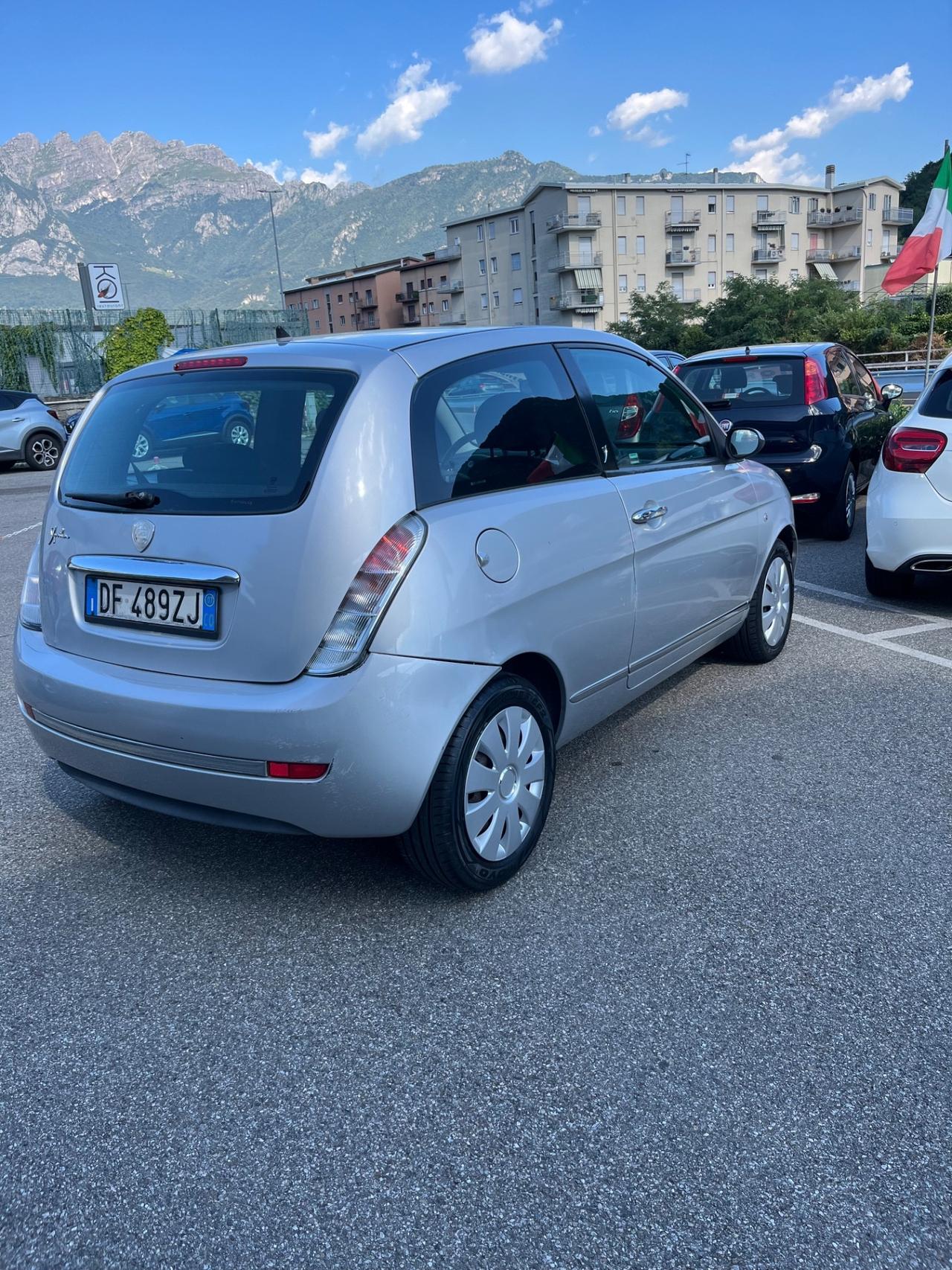 Lancia Ypsilon 1.2 Argento