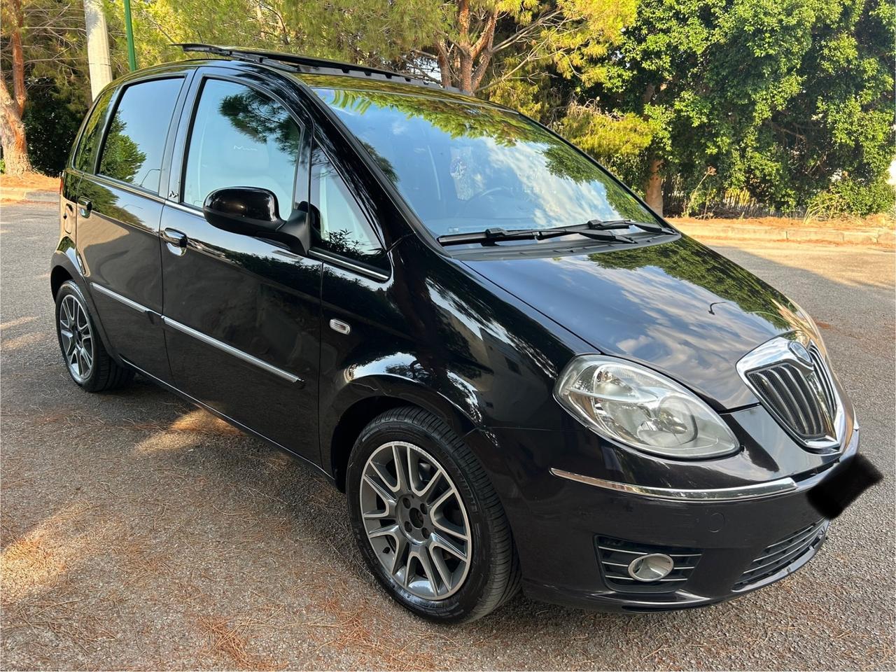 Lancia MUSA 1.3 Mjt 95 CV platino tetto apribile