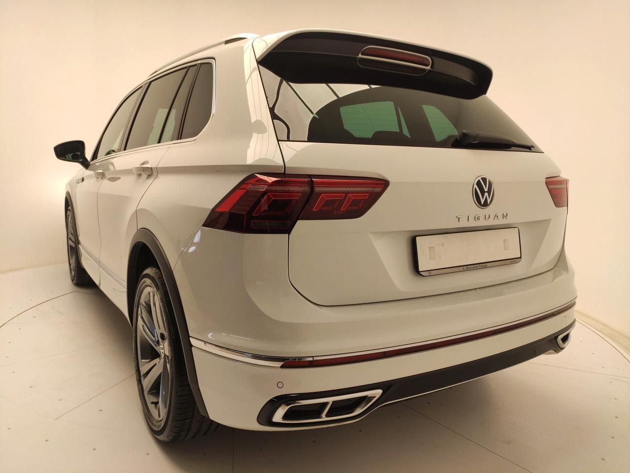 Volkswagen Tiguan 2.0 TDI 150 CV SCR DSG R-Line