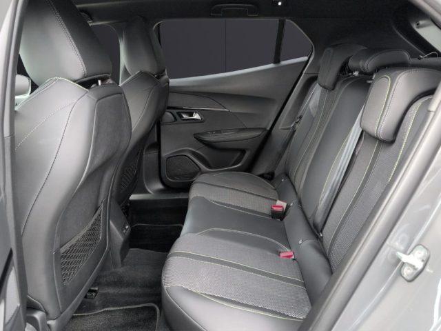 PEUGEOT 2008 Hybrid 136 e-DCS6 GT