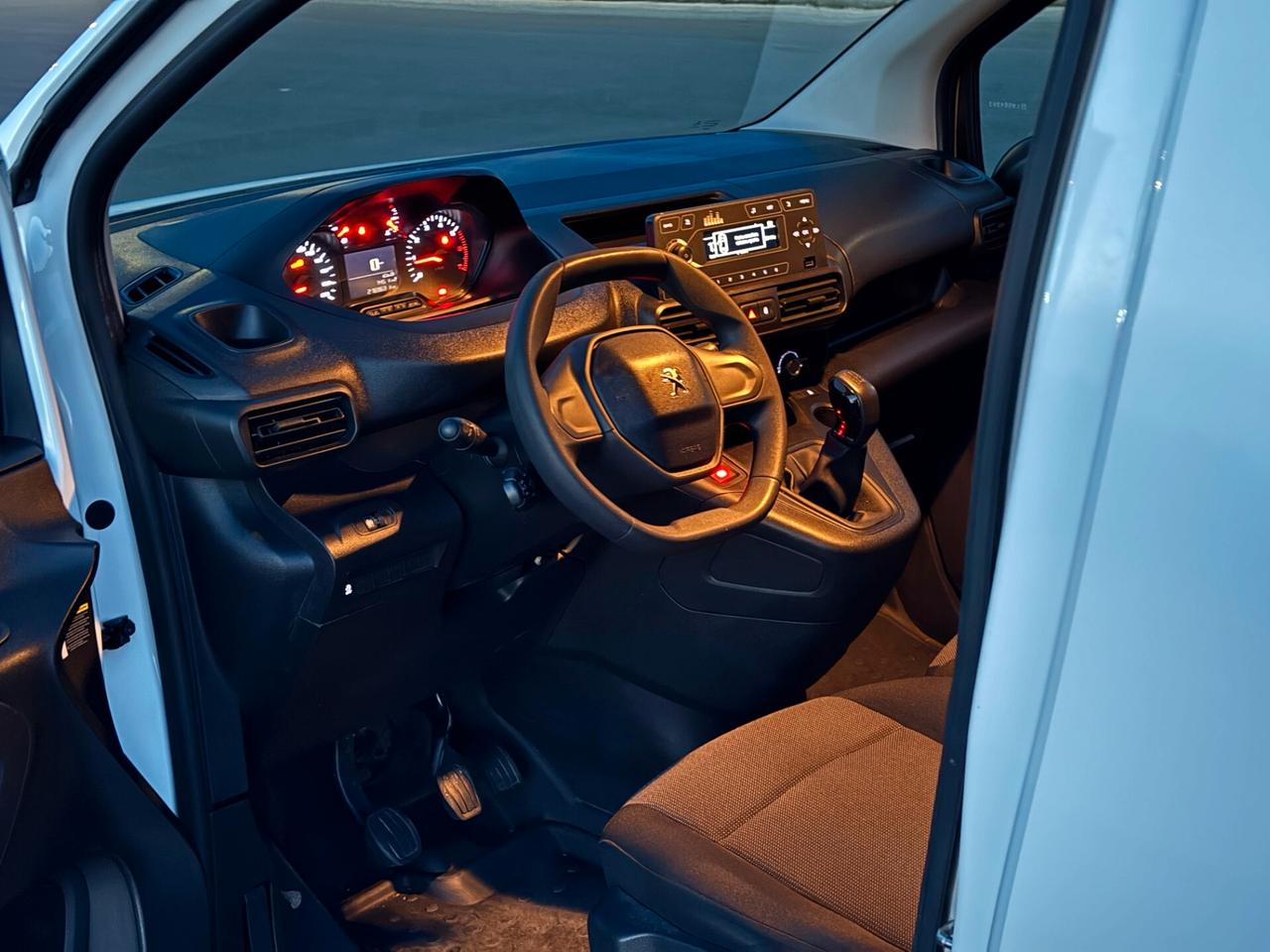 Peugeot Partner 1.5 BlueHDi 100 cv S&S L1 Furgone Pro