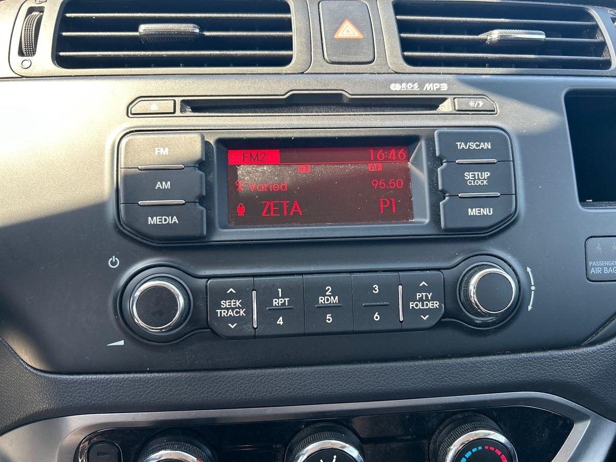 KIA Rio III 2011 - Rio 5p 1.2 EX