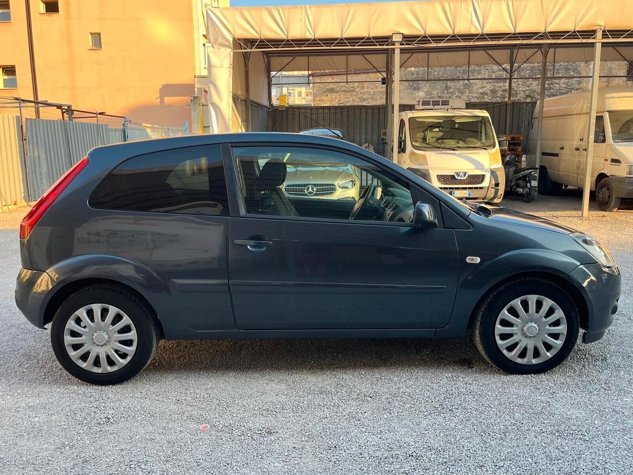 Ford Fiesta 1.4 TDCi 68Cv Titanium UNIPRO