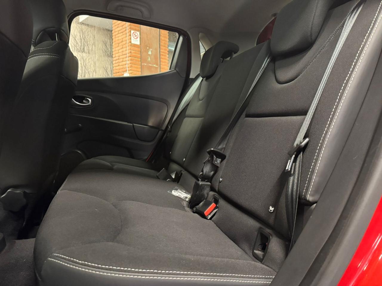 Renault Clio 1.2 75 CV 5 porte Duel