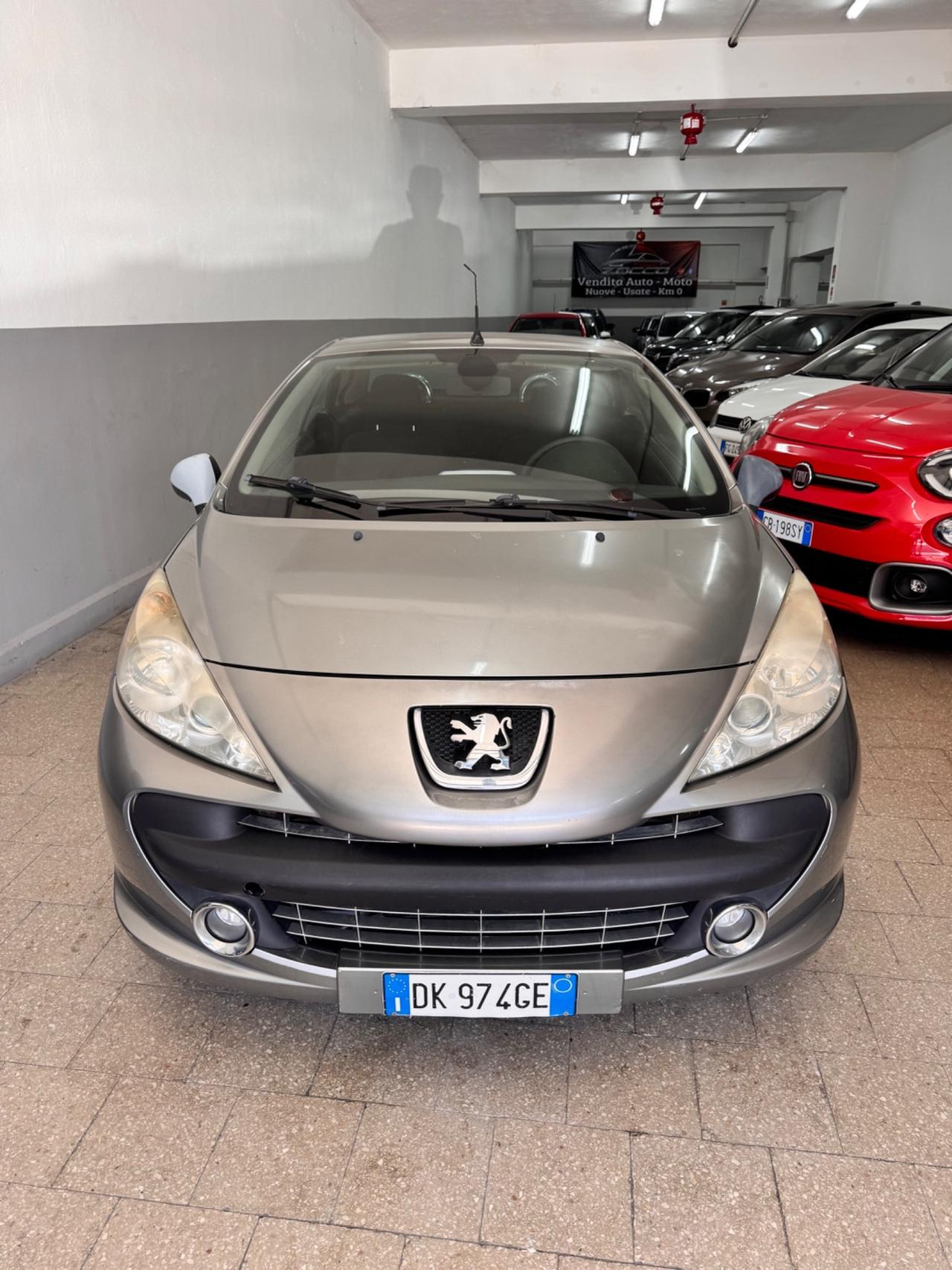 Peugeot 207 1.6 HDi 110 Cv Cabrio Féline - 2007