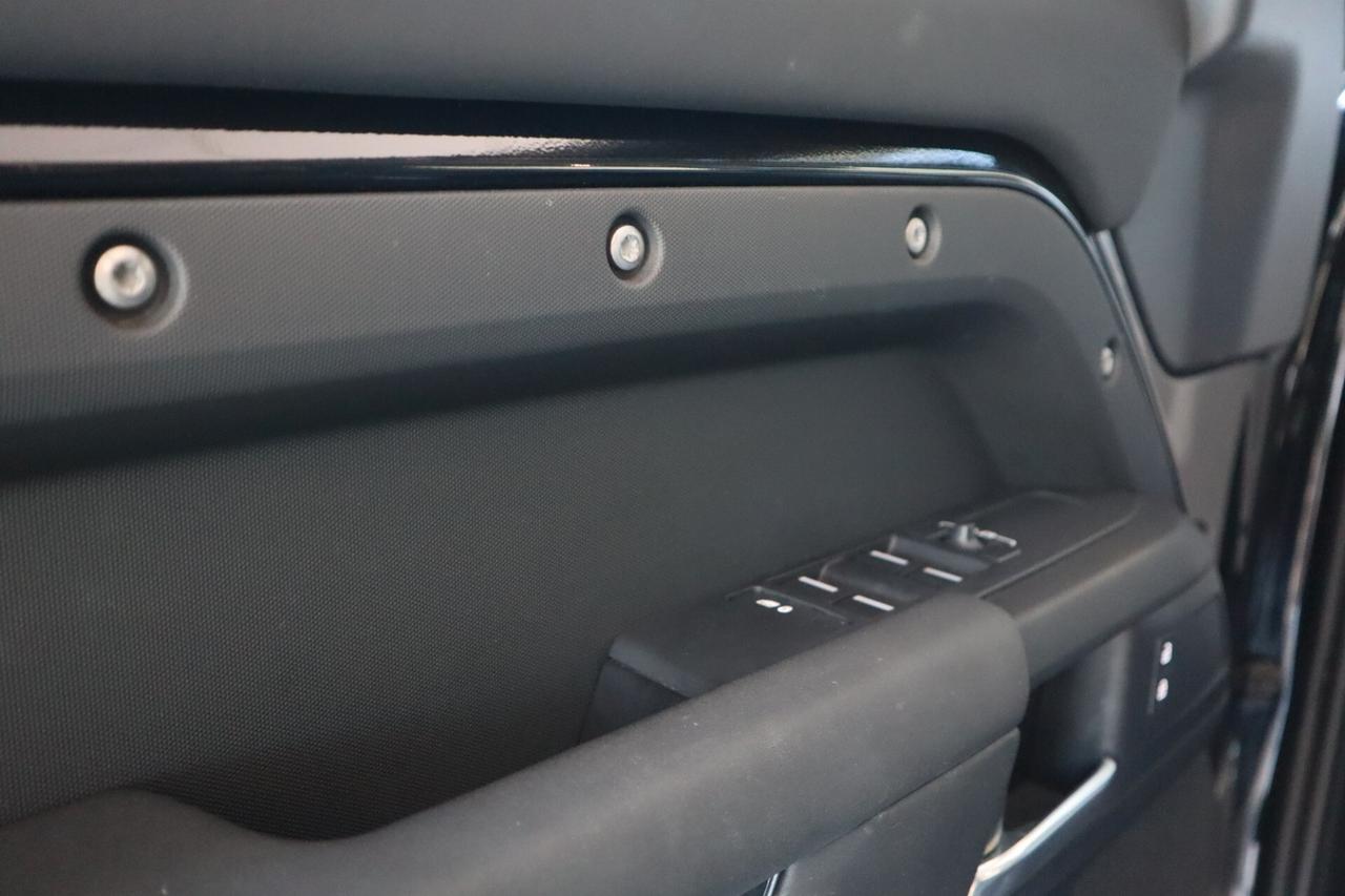 Land Rover Defender 90 3.0D I6 200 CV AWD Auto S