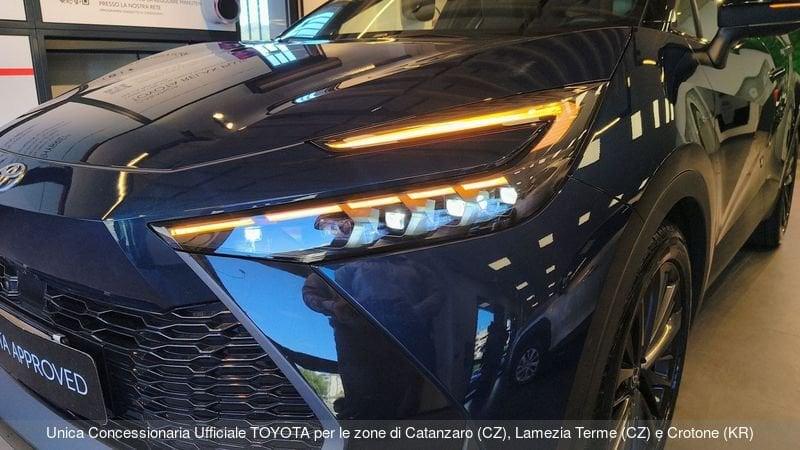 Toyota C-HR 2.0 HV Lounge Premiere
