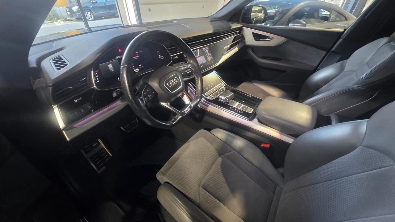 Audi Q8 50 TDI 286 CV quattro tiptronic S-LINE
