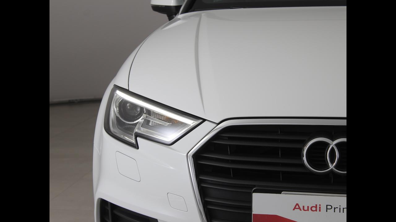 AUDI A3 III 2016 Cabriolet - A3 Cabrio 1.6 tdi Business 116cv