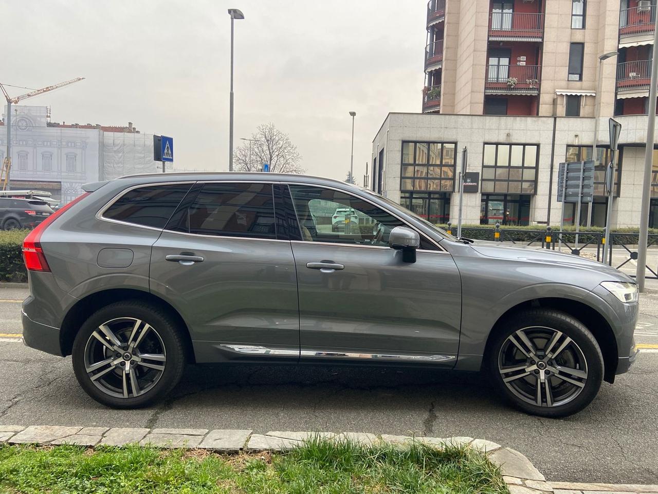 Volvo XC 60 XC60 2.0 B5 MHEV Inscription TETTO PANORAMICO