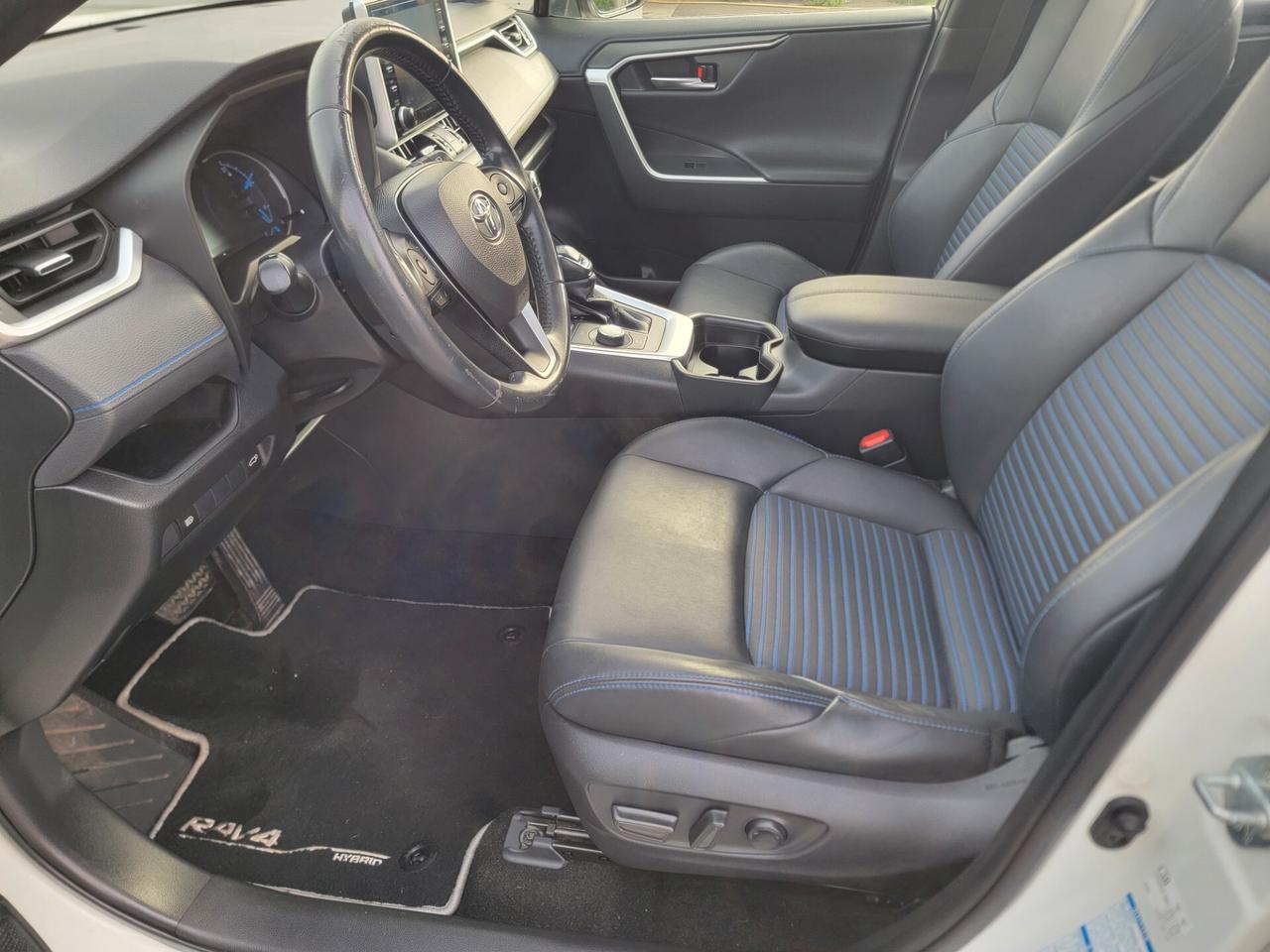 Toyota RAV 4 2.5 (222CV) AWD STYLE SOLO 79 MILA KM!