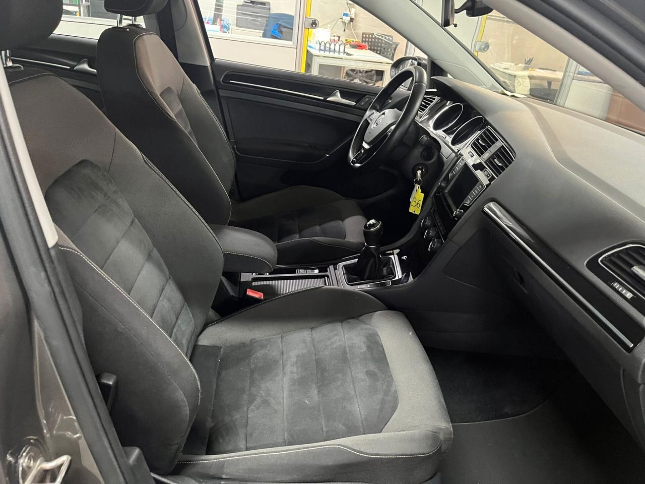 Volkswagen Golf Variant 1.6 Tdi Highline EURO 6