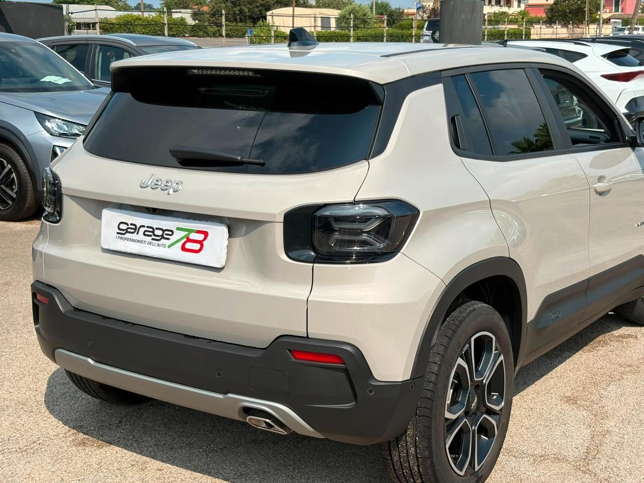 Jeep Avenger 1.2 Turbo 100 CV Summit