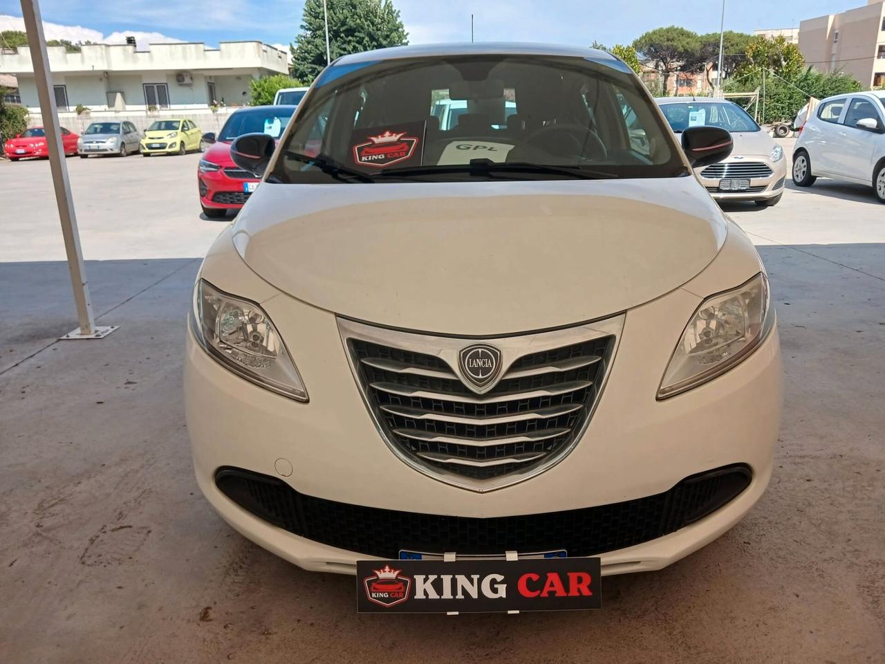 Lancia Ypsilon 1.2 69 CV 5 porte GPL Ecochic Gold km 109000 impianto casa madre rinnovato