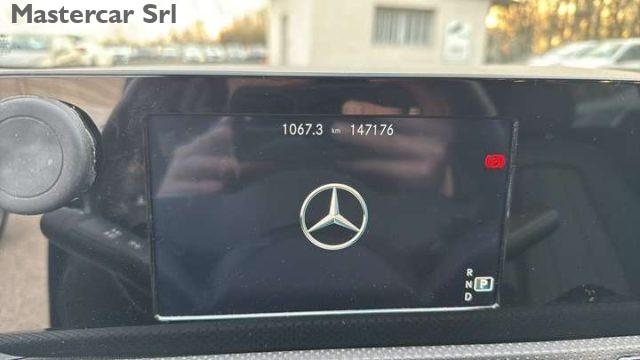 MERCEDES-BENZ CLA 200 Shooting Brake d Sport auto tg : GK808ZT