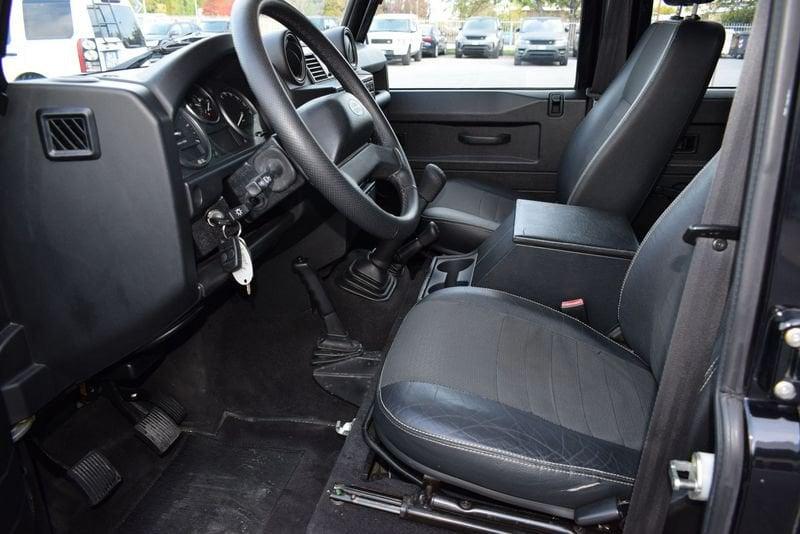 Land Rover Defender Defender 110 2.4 TD4 Station Wagon