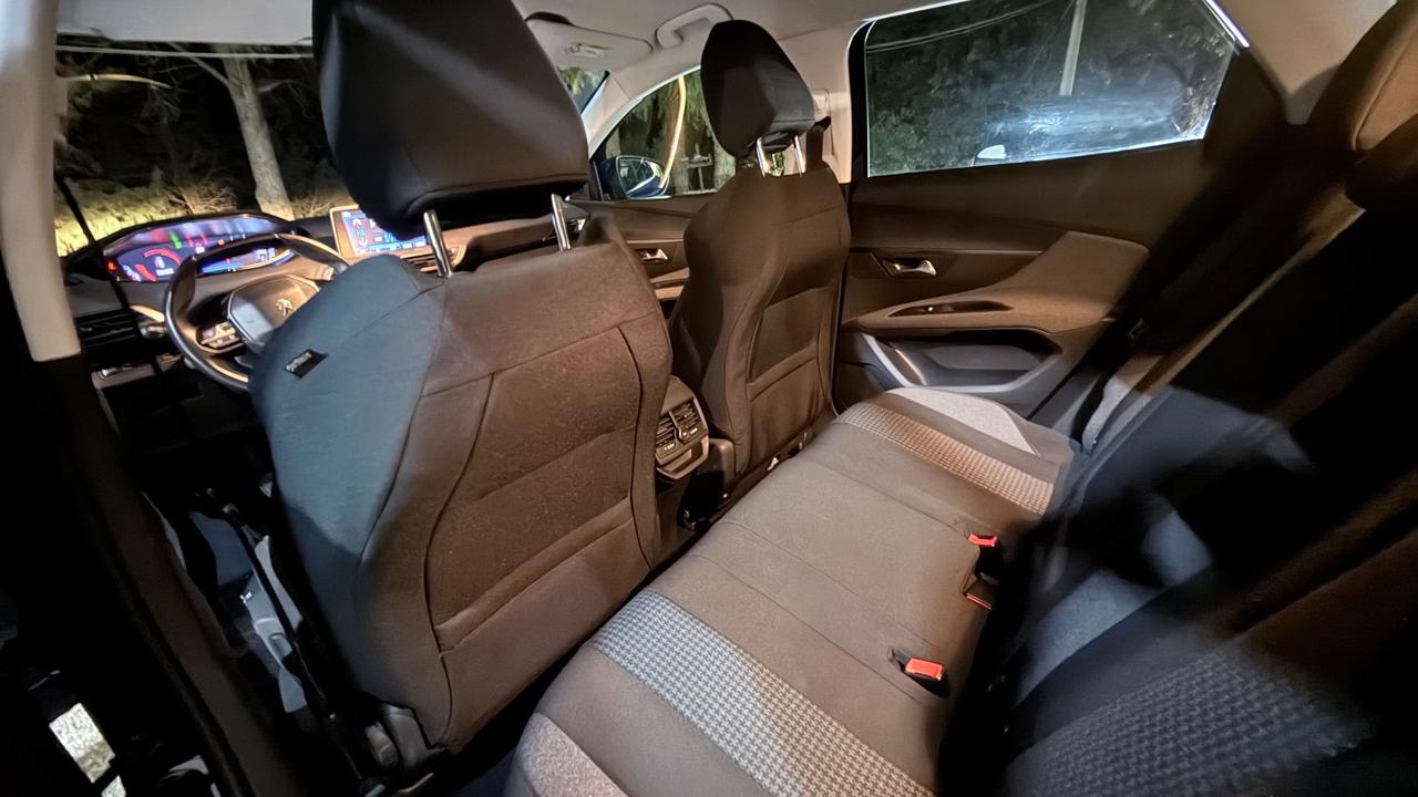 Peugeot 3008 BlueHDi 130 S&S Allure