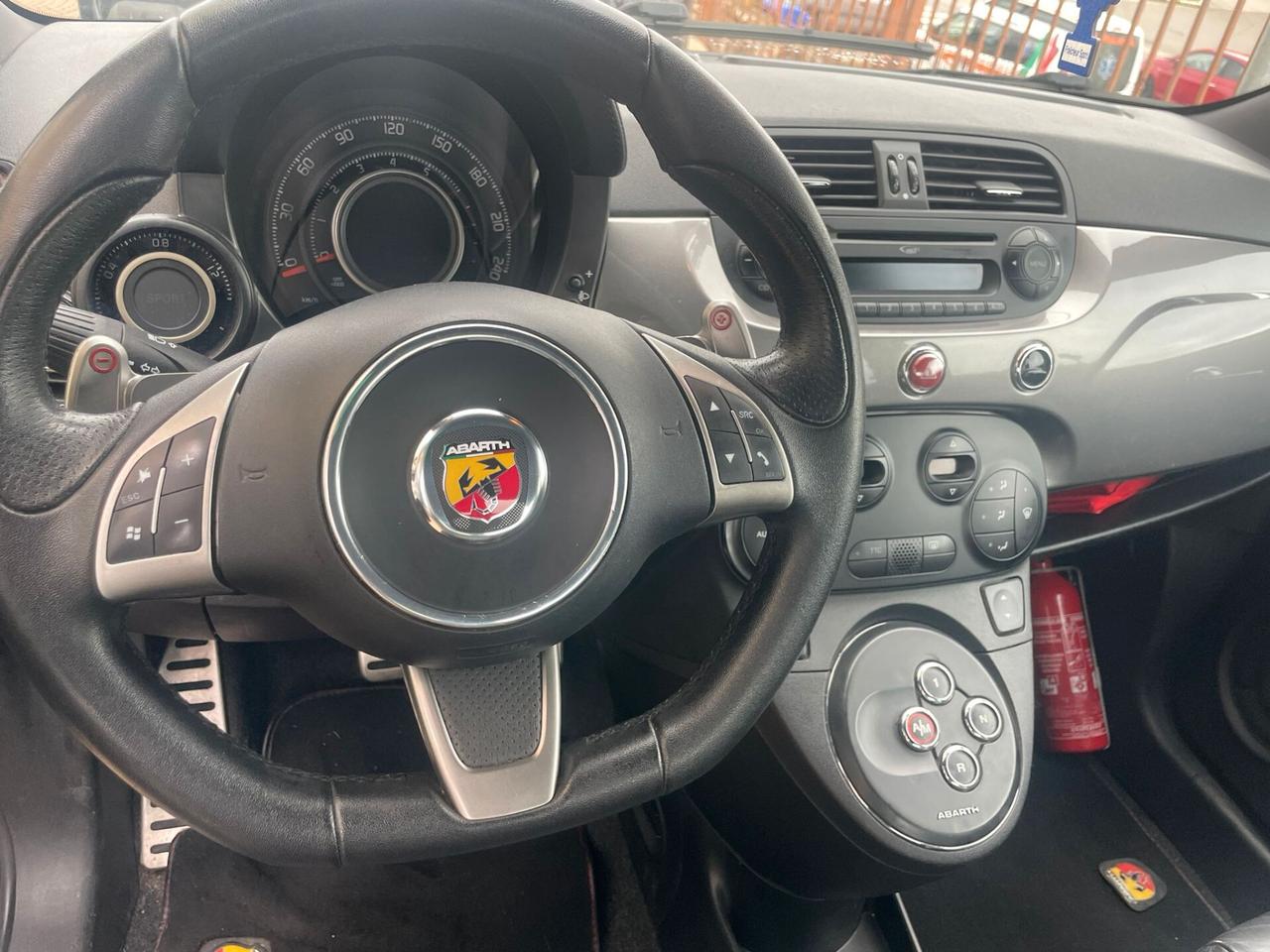 Abarth 500 C 1.4 Turbo T-Jet MTA