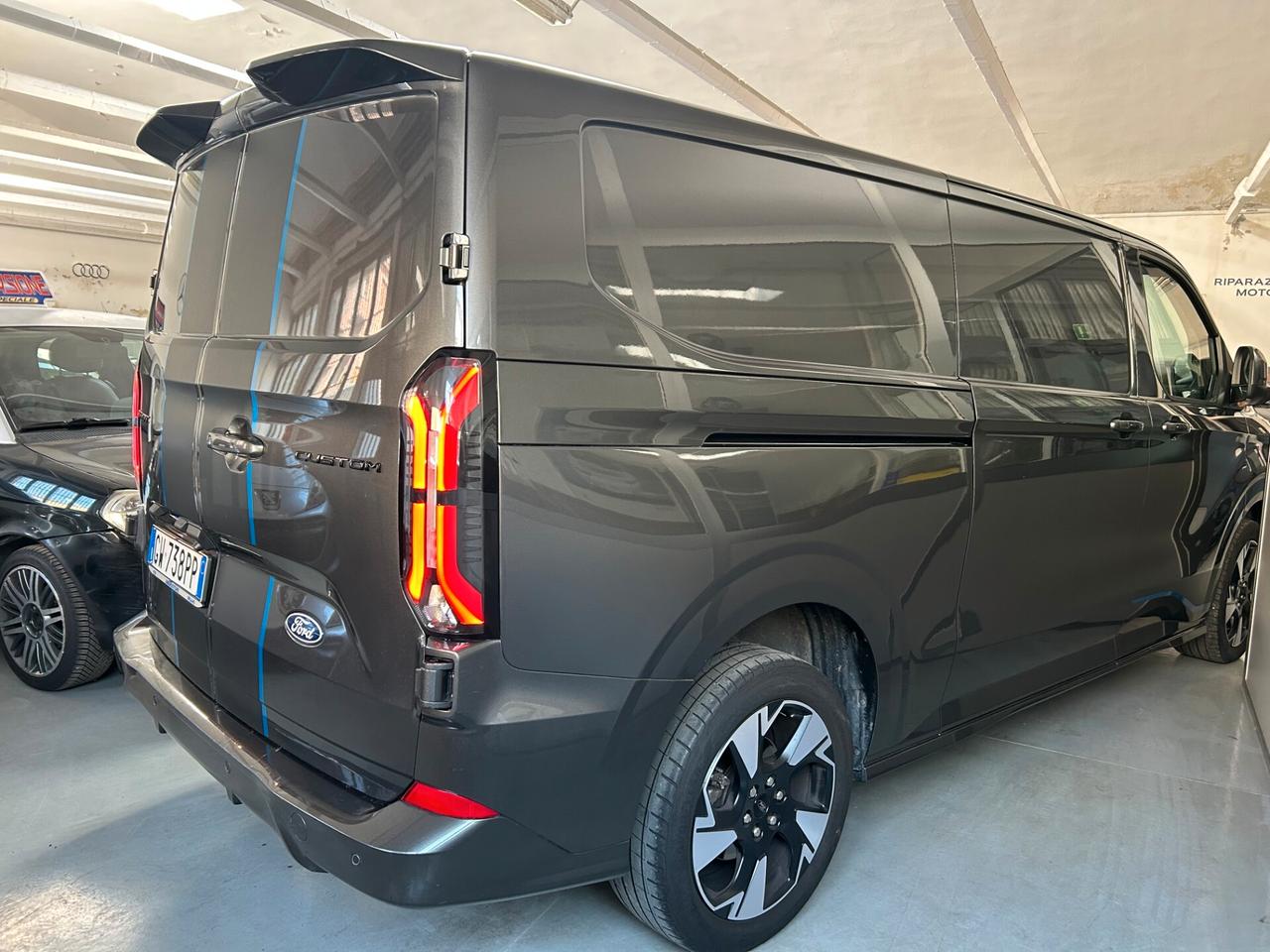 Ford Transit Custom passo lungo cambio automatico