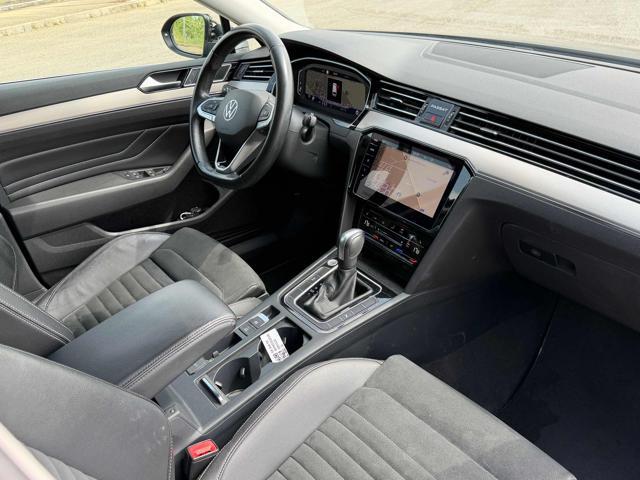 VOLKSWAGEN Passat Variant 2.0 TDI SCR 200 CV DSG Executive IVA ESPOSTA