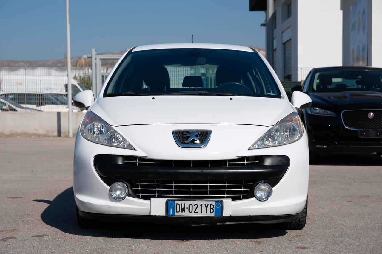 Peugeot 207 1.6 HDi 90CV 5p. XS