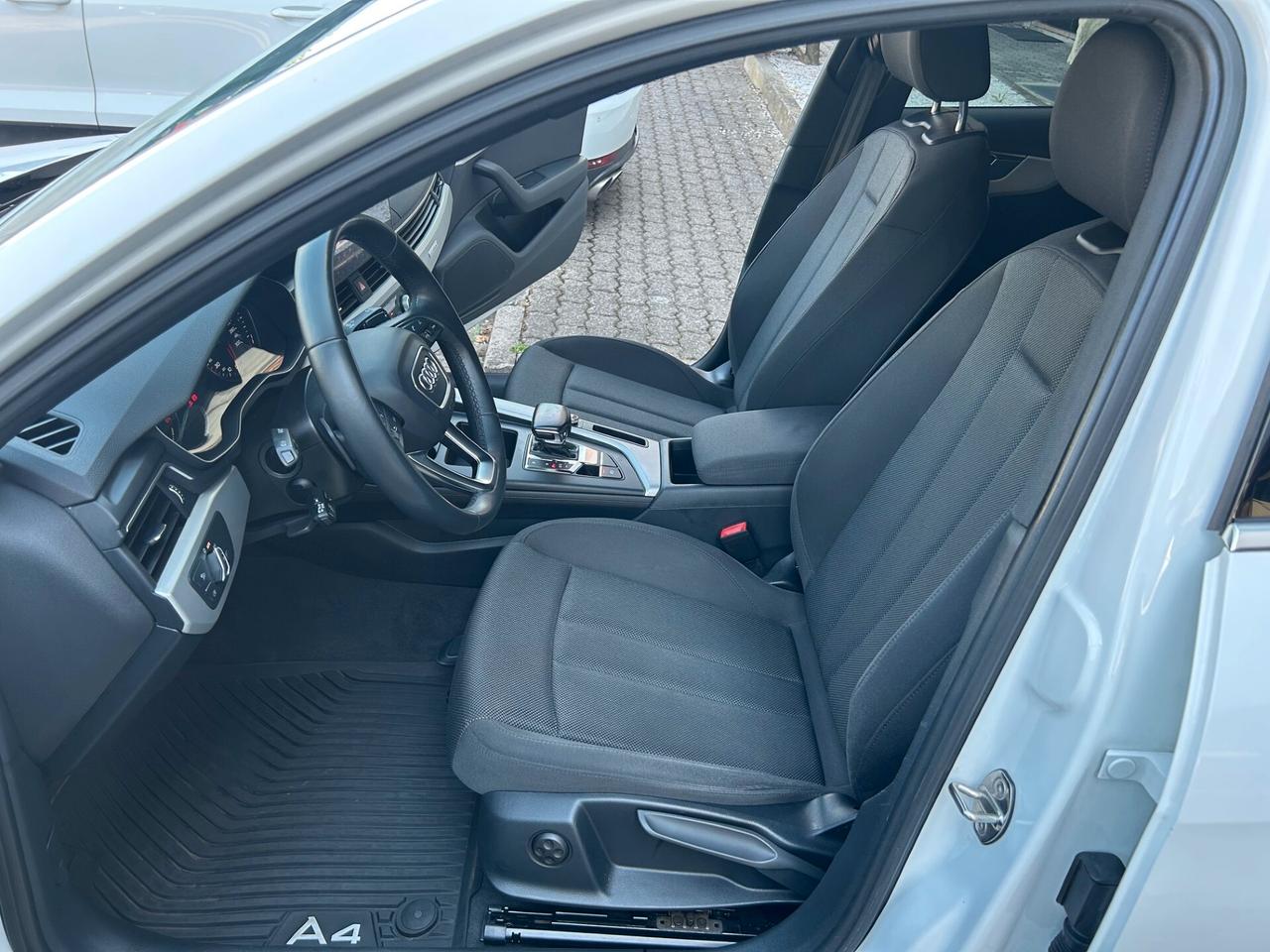 Audi A4 allroad 40 2.0 tdi mhev Business quattro 204cv s-tronic