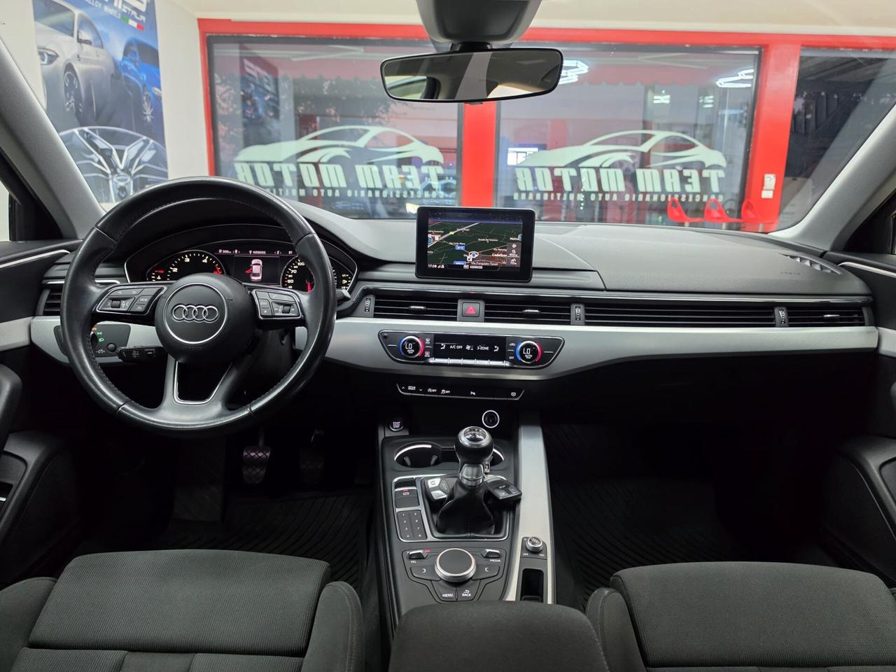 Audi A4 2.0 TDI 122 CV Business Sport