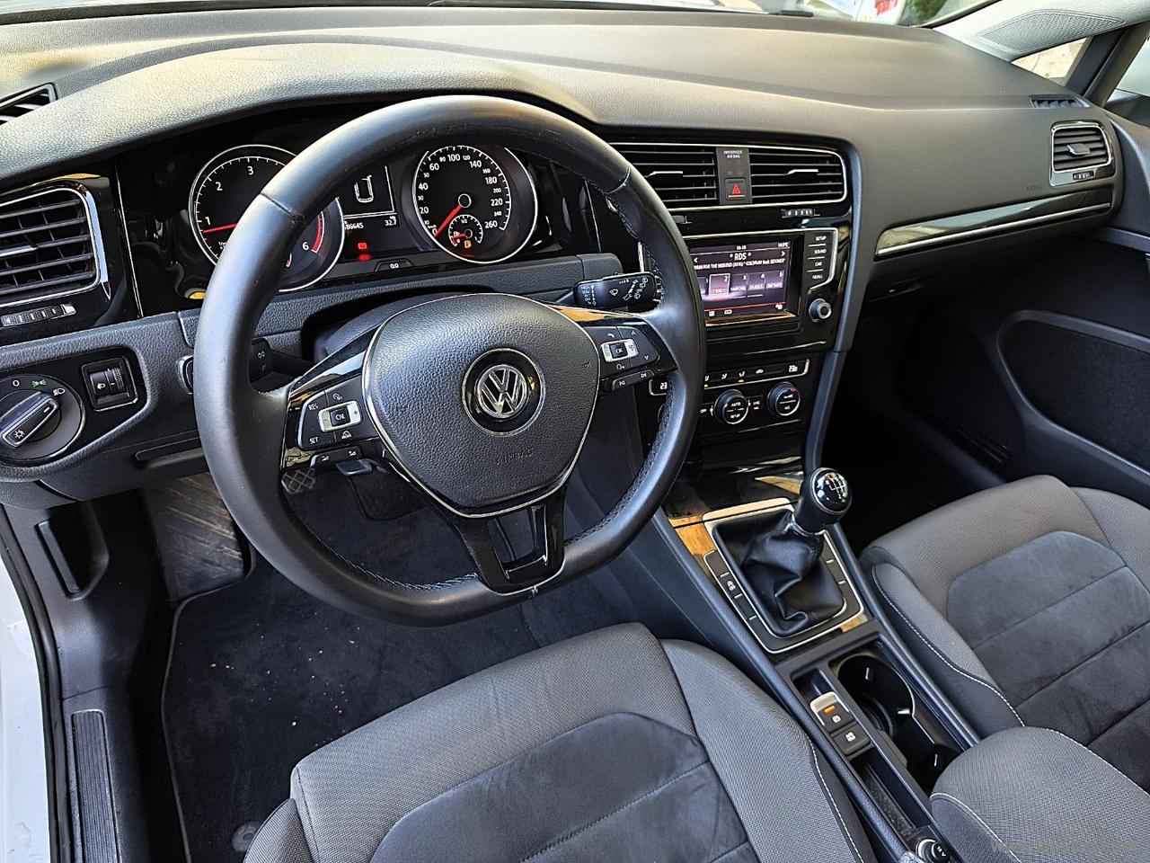 VOLKSWAGEN Golf 1.6 TDI 5p. Highline SI NEO PATENT