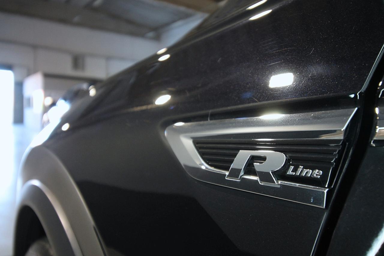 VOLKSWAGEN TIGUAN 2.0 150 CV R-LINE
