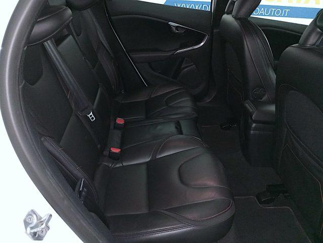 VOLVO V40 2.0 d2 Business my17