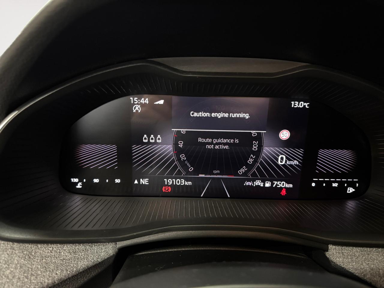 Skoda Kamiq 1.0 tsi Black Dots 115cv IVA ESPOSTA