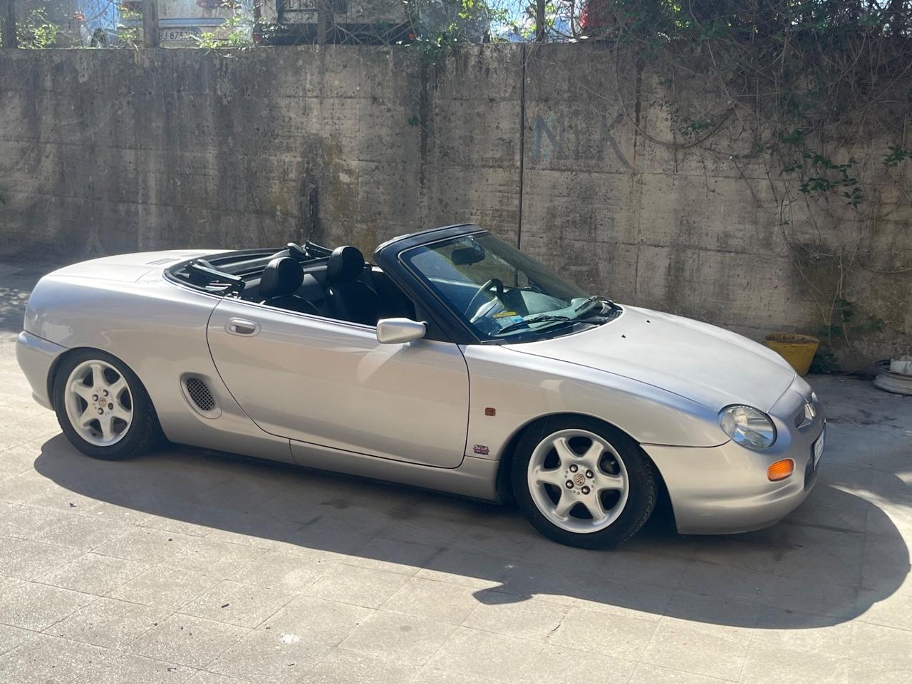 Mg MGF 1.8 spider DA SISTEMARE