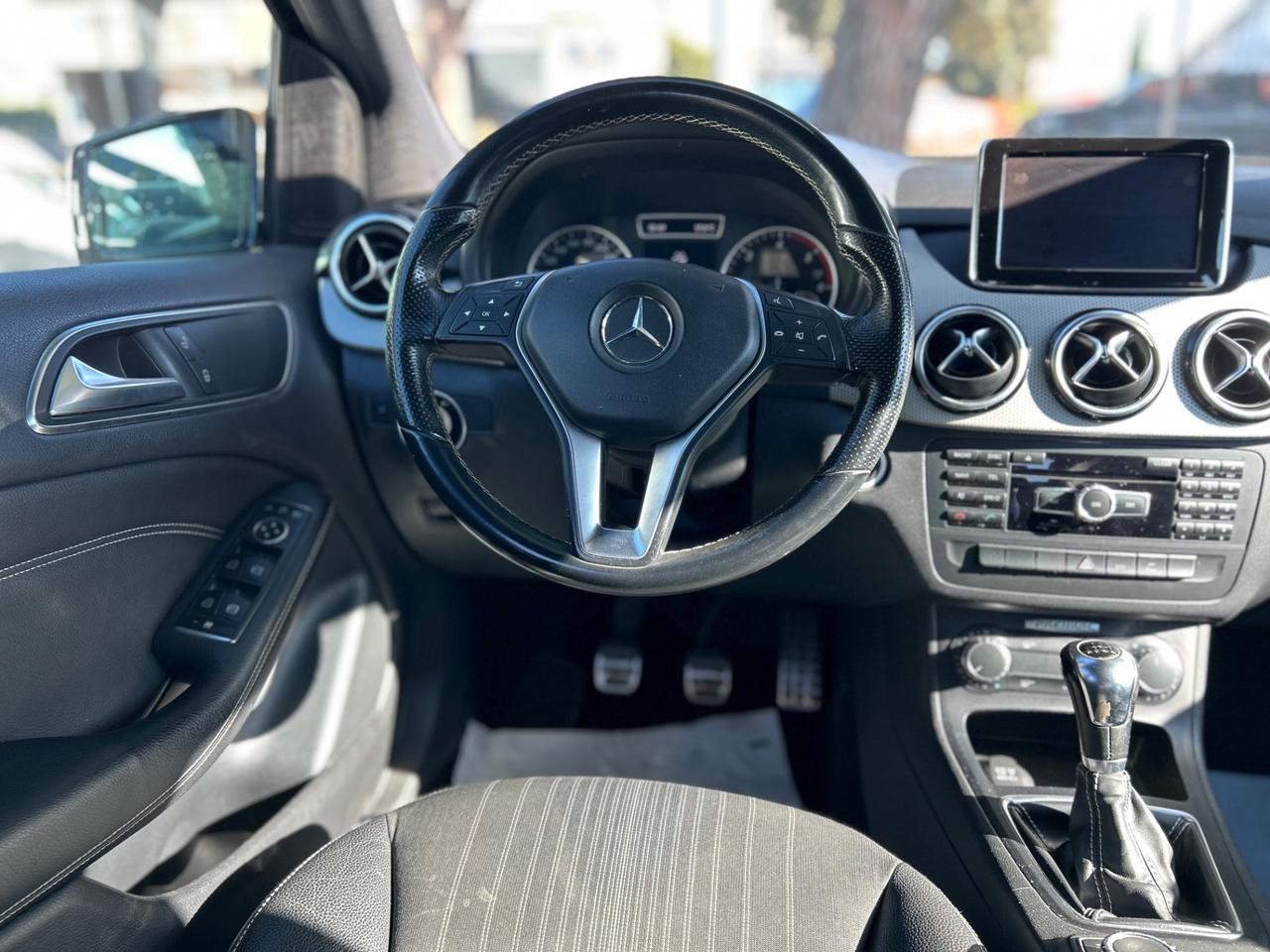 Mercedes-benz B 180 200 CDI BlueEFFICIENCY Premium