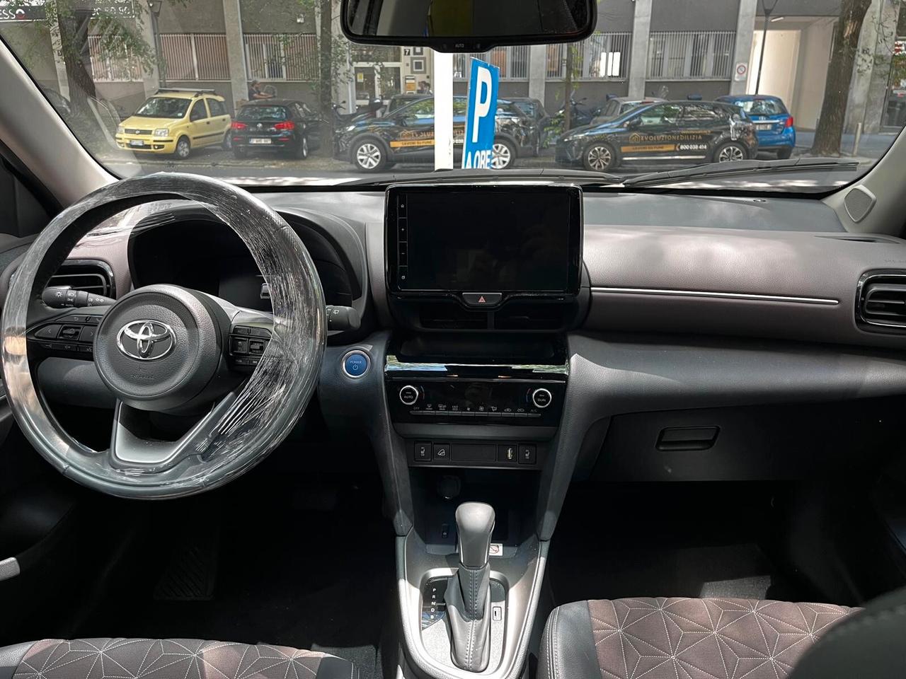 Toyota Yaris Cross 1.5 Hybrid 5p. E-CVT AWD-i Lounge