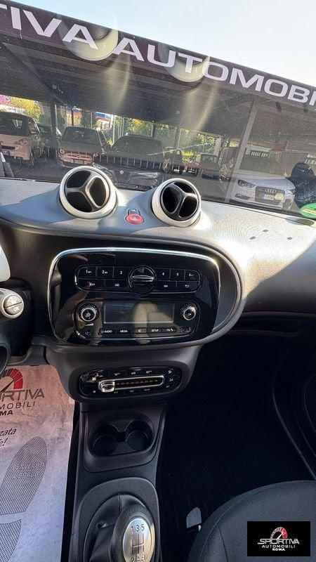 smart forfour RATA MENSILE 172,00 EURO 90 0.9 66kW TURBO passion