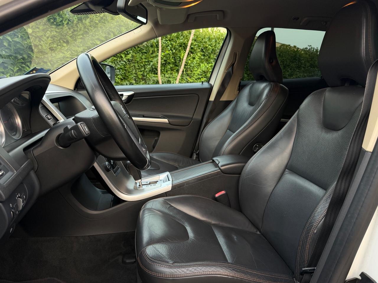 Volvo XC 60 D3 2.0 163CV 2011 - AUTOMATICA