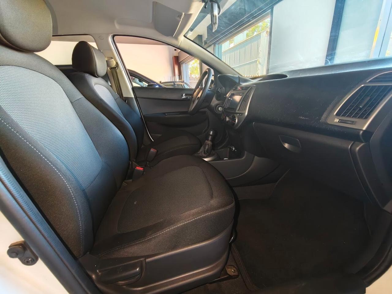 Hyundai i20 1.2 5p. BlueDrive GPL Sound Edition FRIZIONE NUOVA!!!!!!!