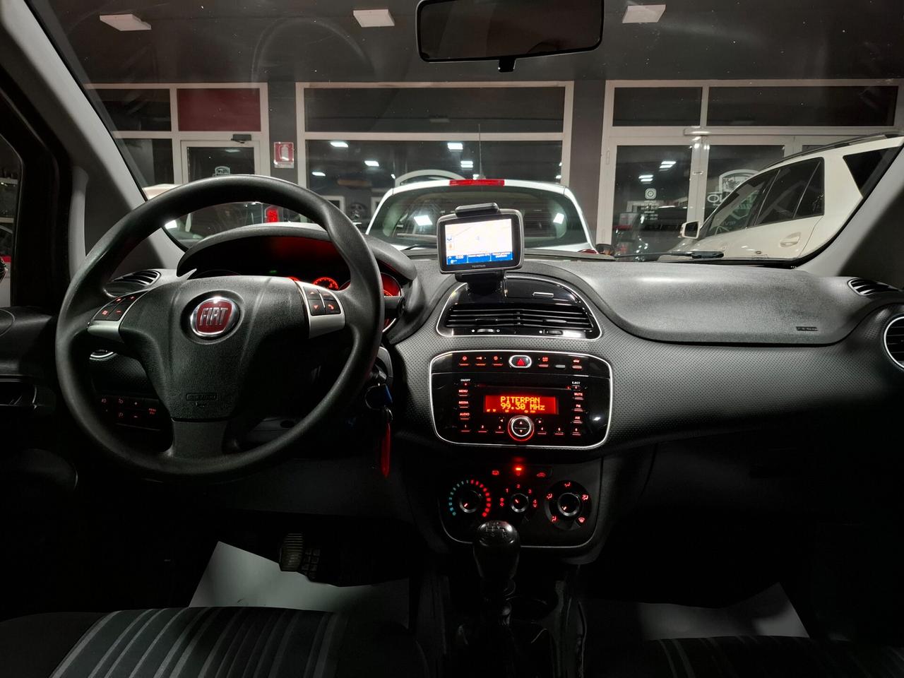 Fiat Punto Evo 1.4 benzina Neopatentato