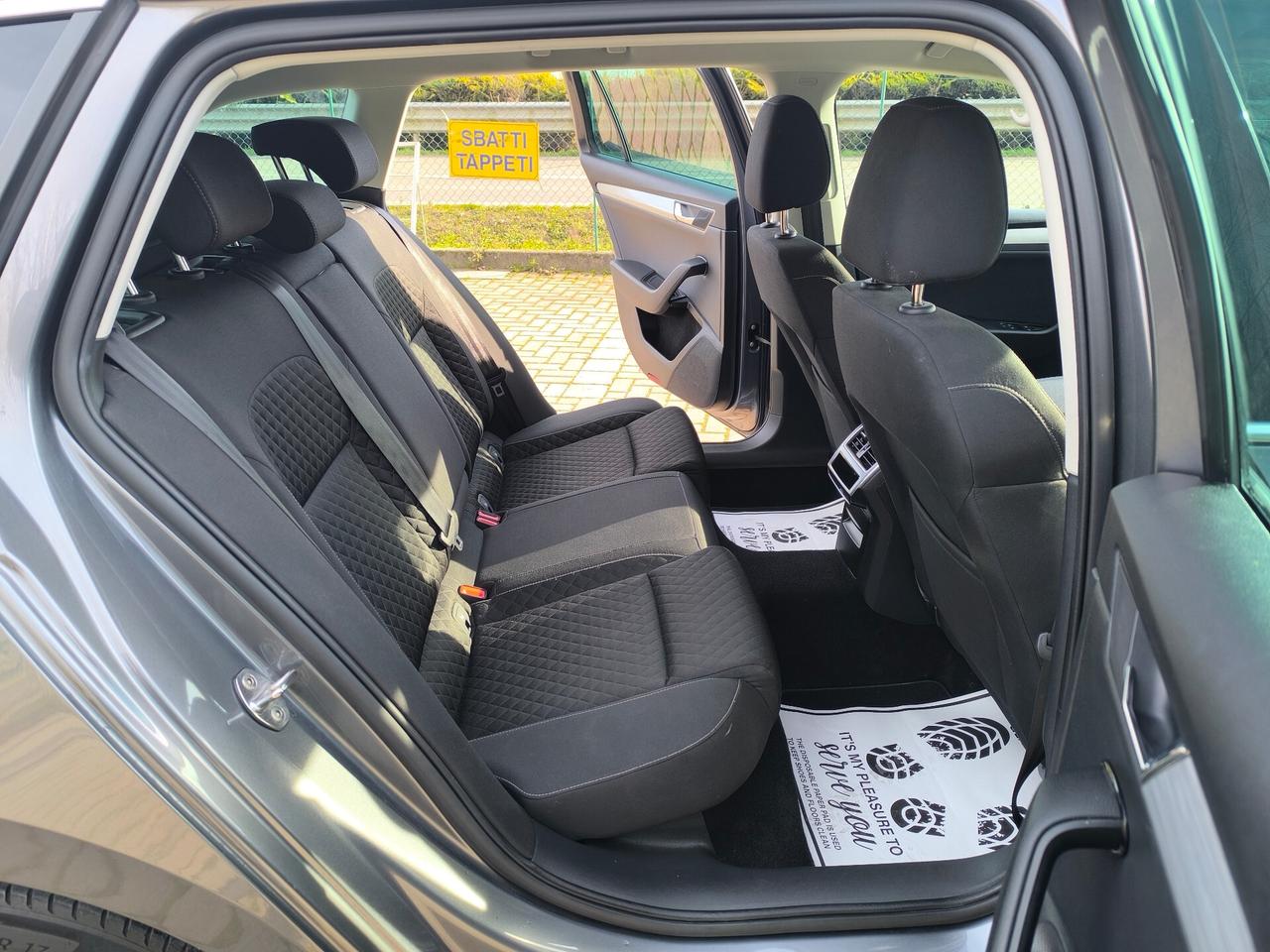 Skoda Superb 2.0 TDI EVO 150 CV SCR DSG Wagon Executive