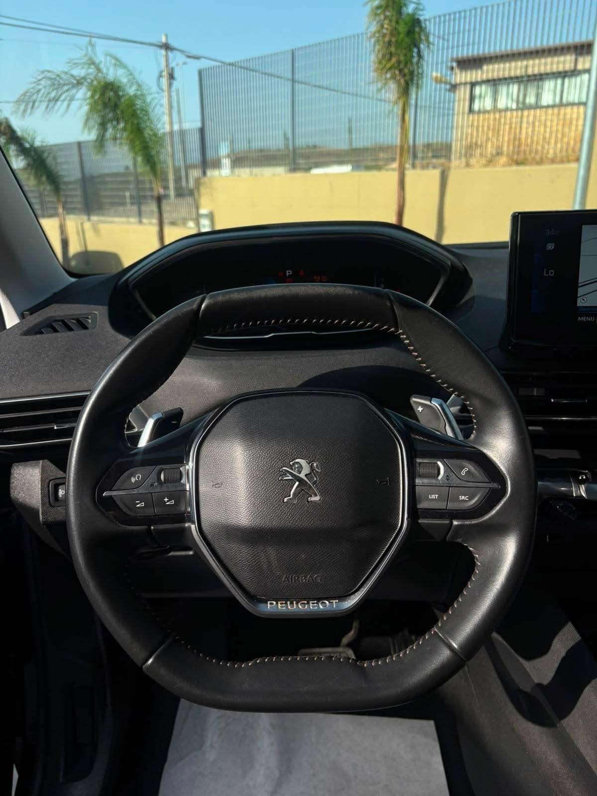 Peugeot 3008 BlueHDi 130 S&S EAT8 Allure