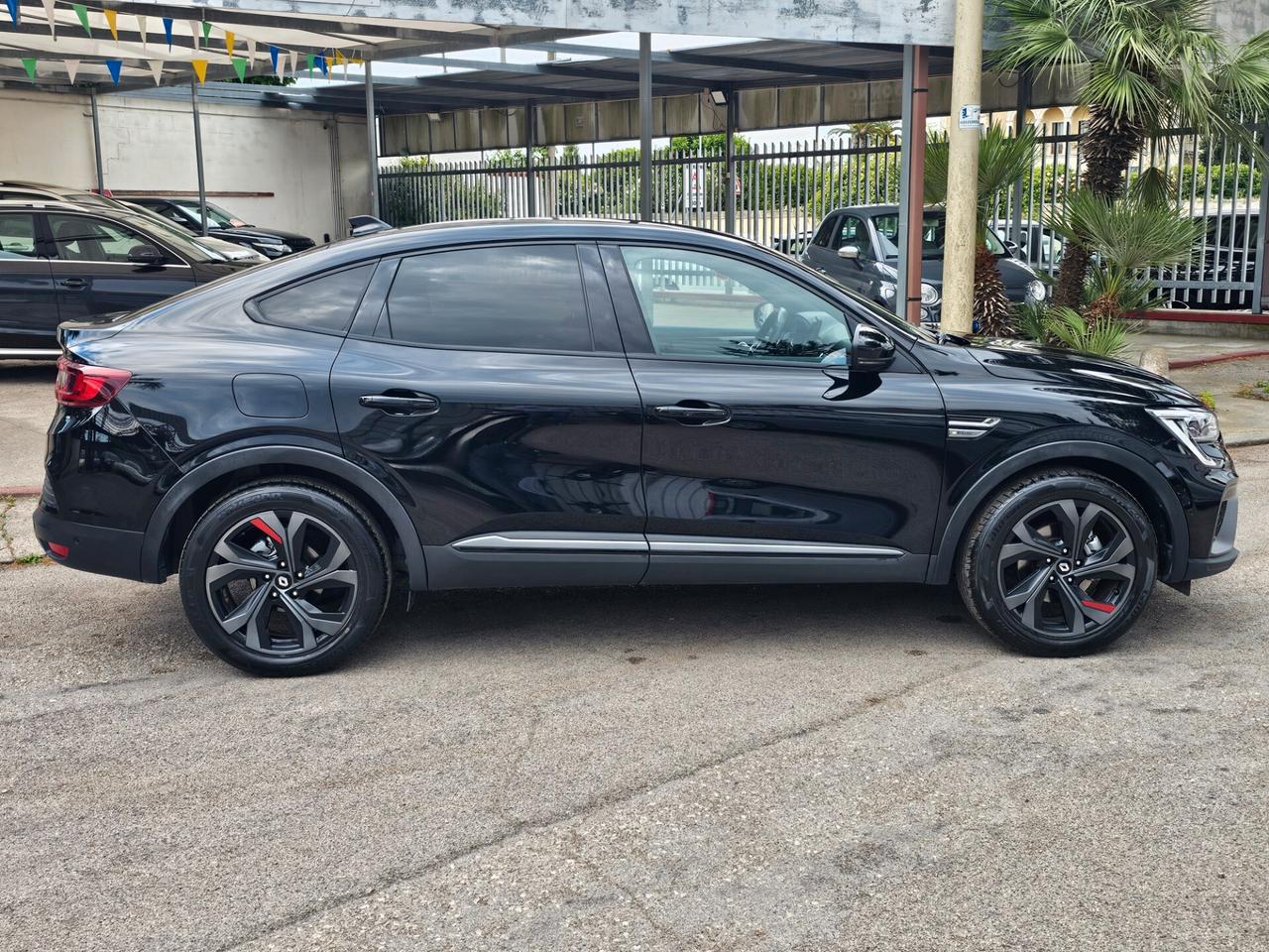 Renault Arkana Hybrid E-Tech 145 CV R.S. Line