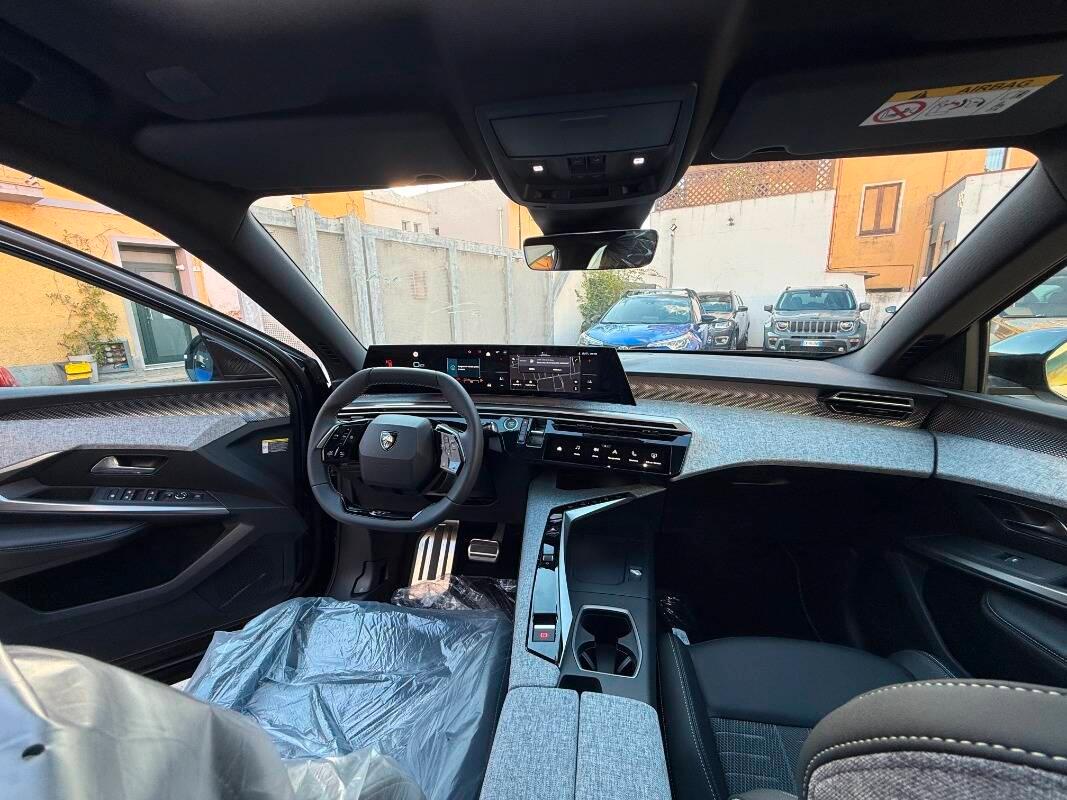 Peugeot 3008 Peugeout 3008 1.2 hybrid GT 145cv e-dcs6