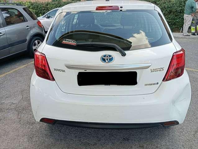Toyota Yaris Yaris III 2015 5p 1.5h Cool my16