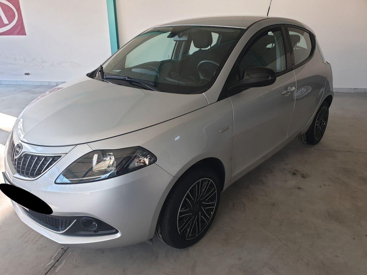 Lancia Ypsilon 1.0- 5 porte (70cv) S&amp;S Hybrid Ecochic Gold