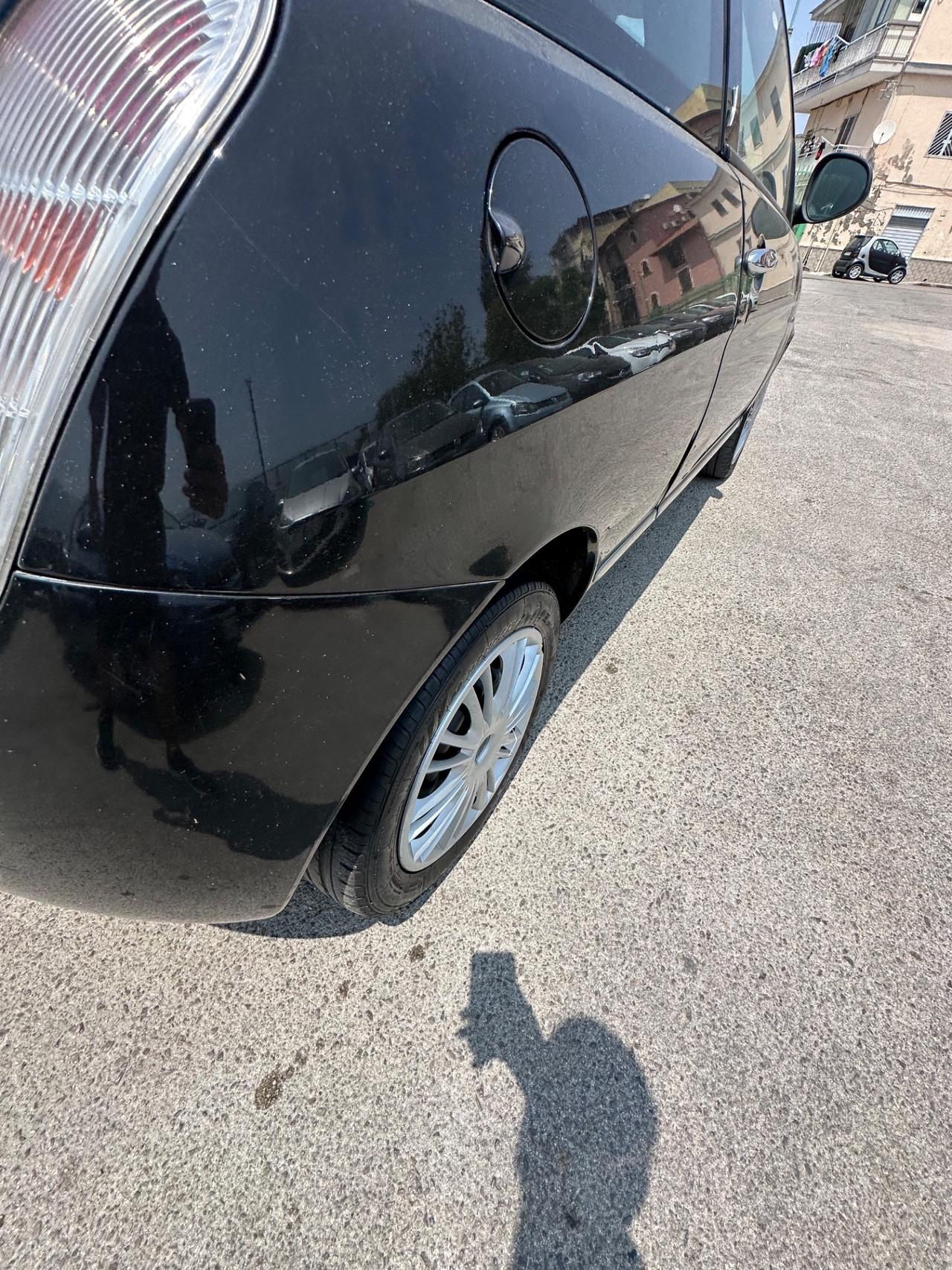 Lancia Ypsilon 1.2 69 CV Elle