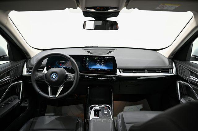 BMW iX1 xDrive 30 xLine