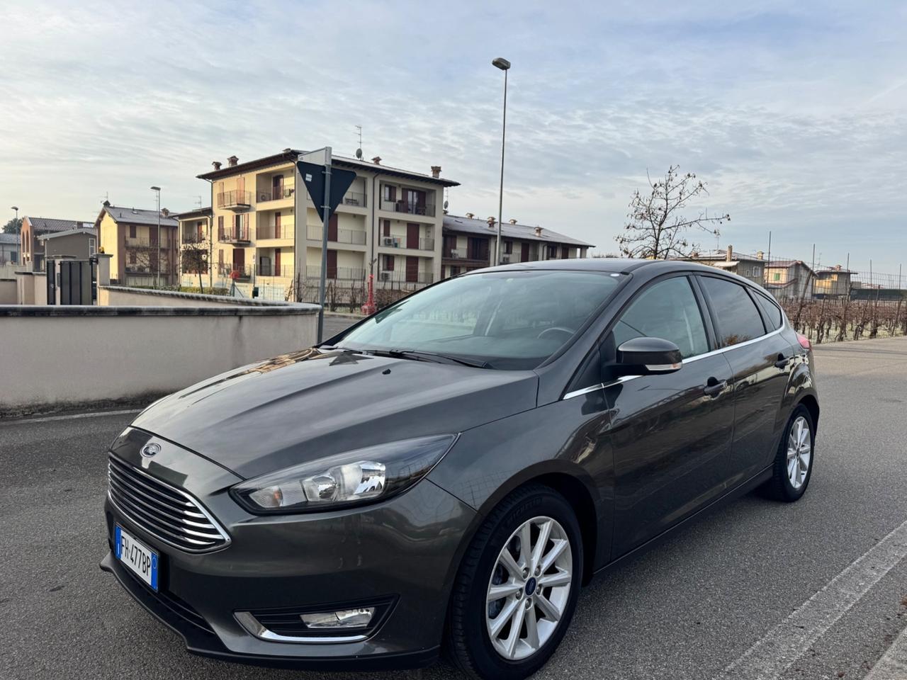 Ford Focus 1.6 120 CV GPL Titanium