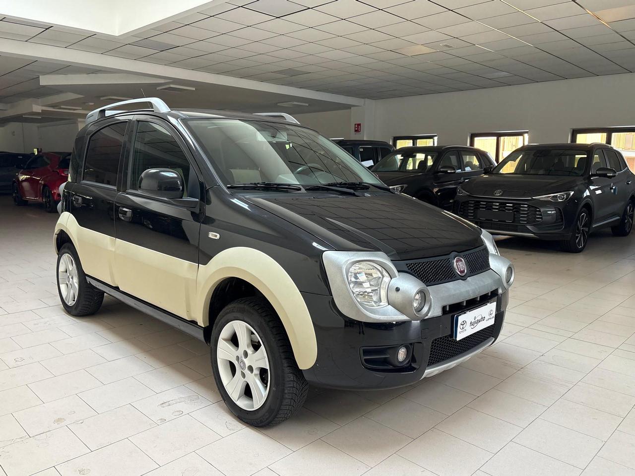 Fiat Panda 1.3 mjt 16v Cross esp 4x4
