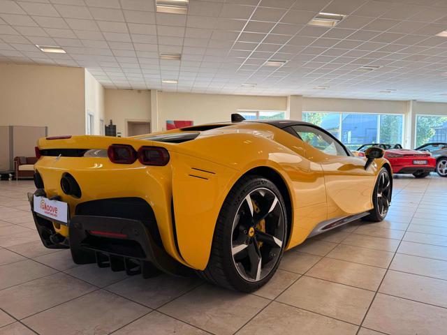 FERRARI SF90 Stradale